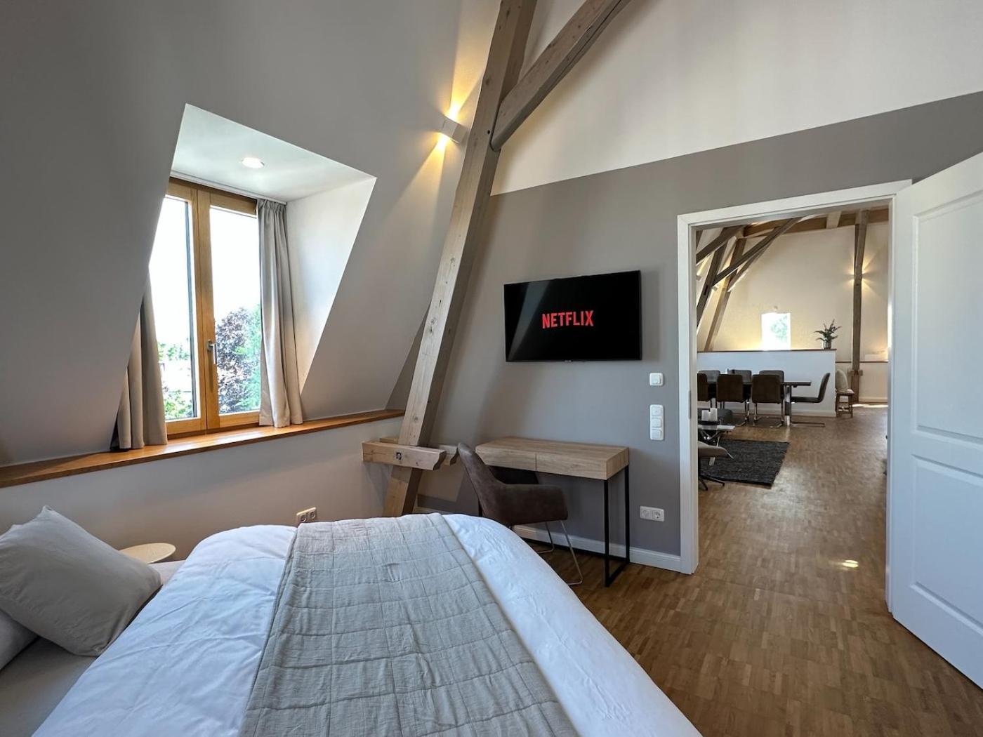 Truly - Viel Platz Fuer Business & Familie - Modern, Garage, Fahrstuhl Apartment Augsburg Exterior photo